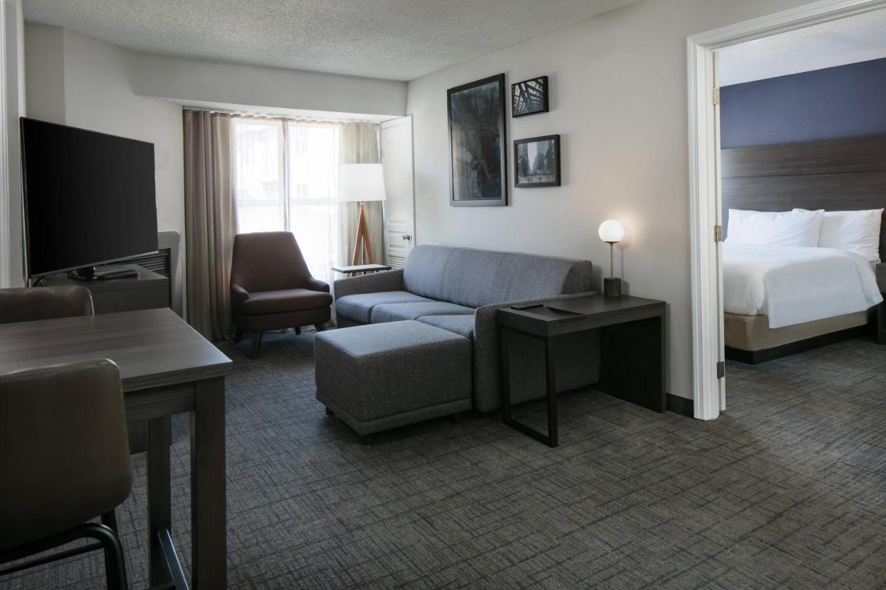 Residence Inn By Marriott Tulsa South Екстериор снимка