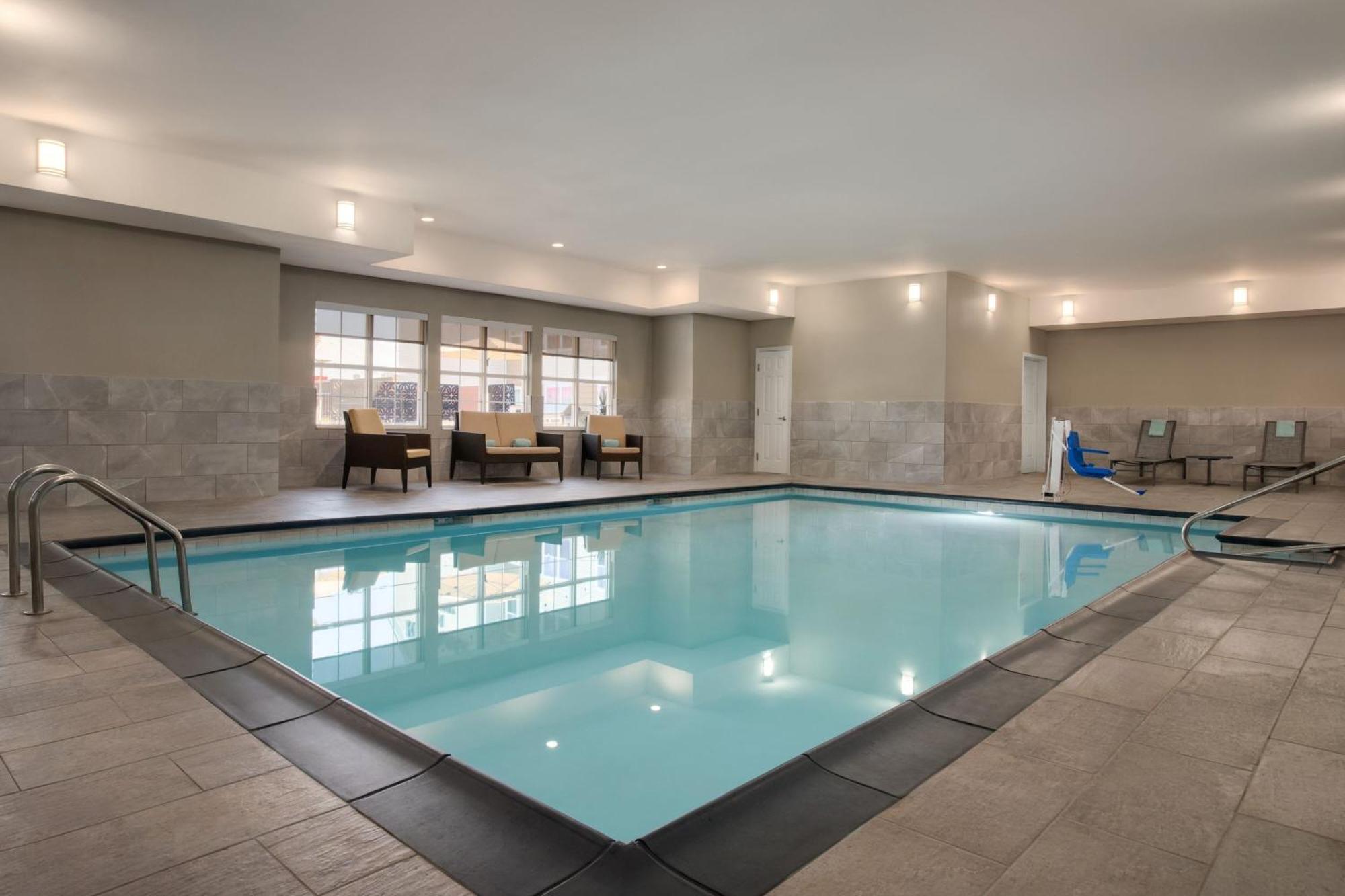 Residence Inn By Marriott Tulsa South Екстериор снимка