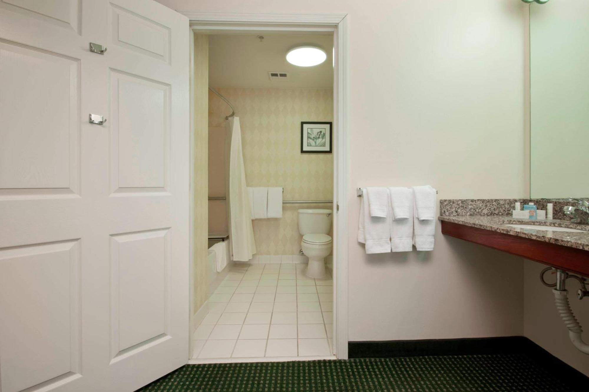 Residence Inn By Marriott Tulsa South Екстериор снимка