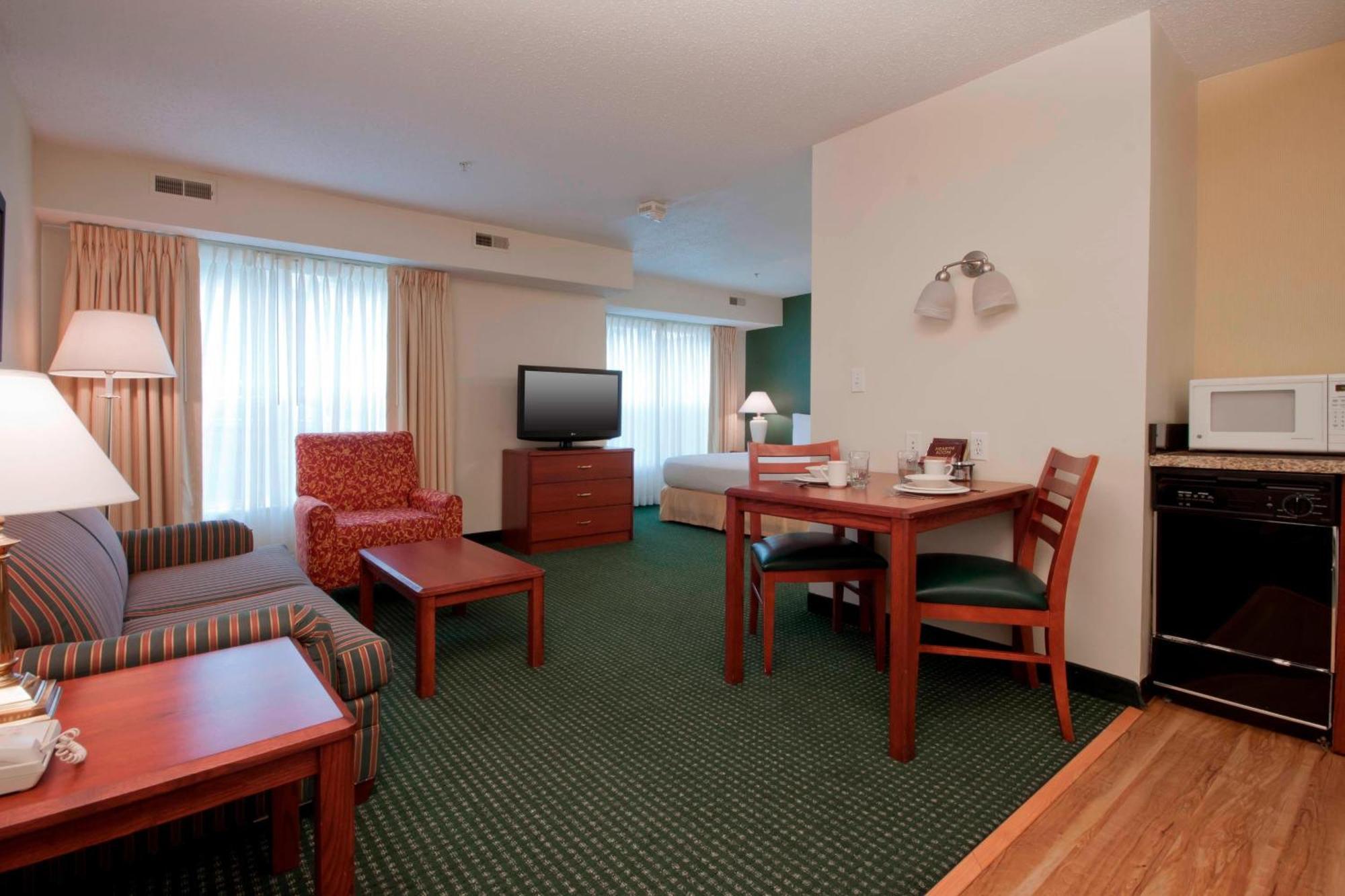 Residence Inn By Marriott Tulsa South Екстериор снимка