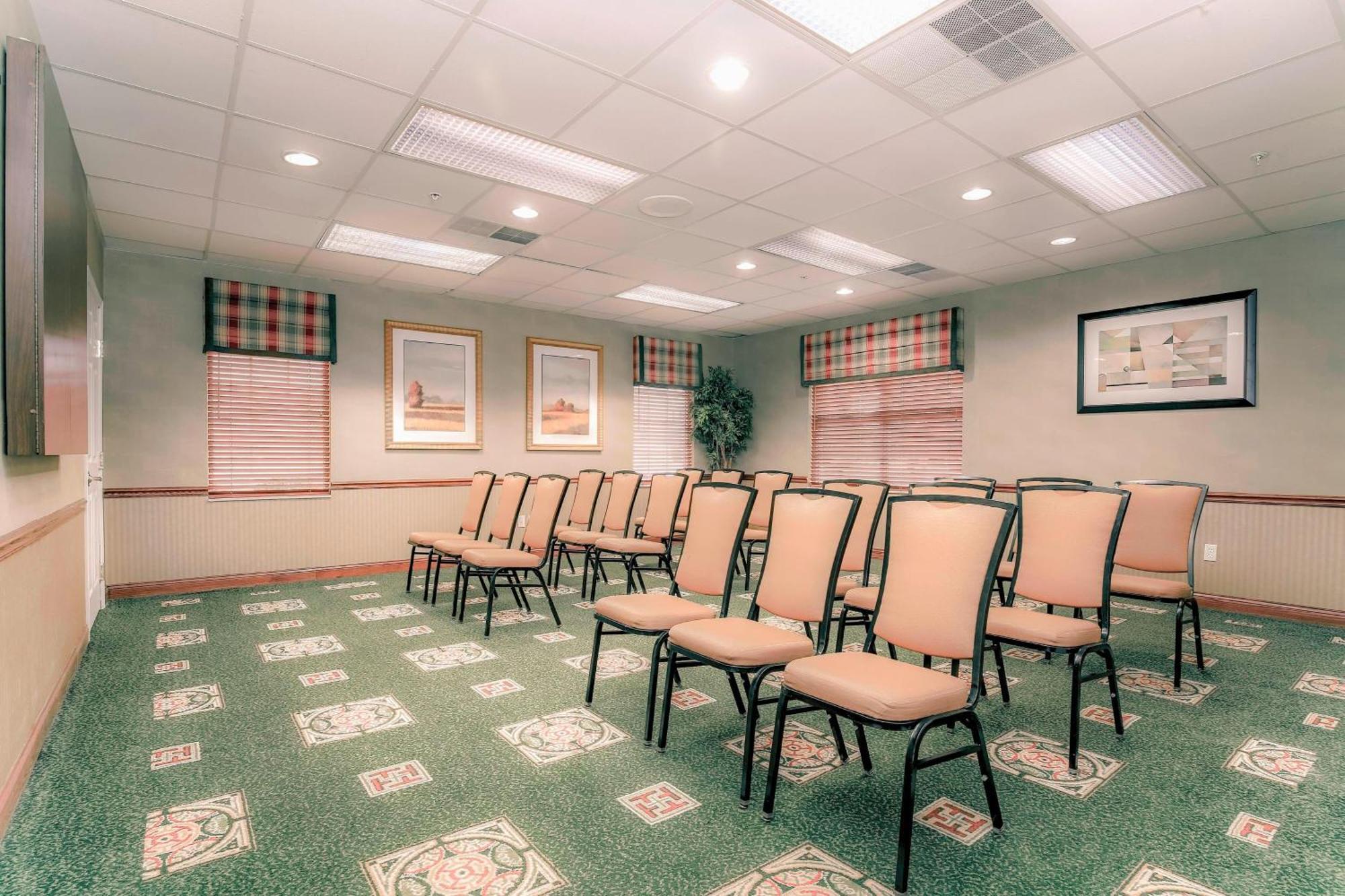 Residence Inn By Marriott Tulsa South Екстериор снимка