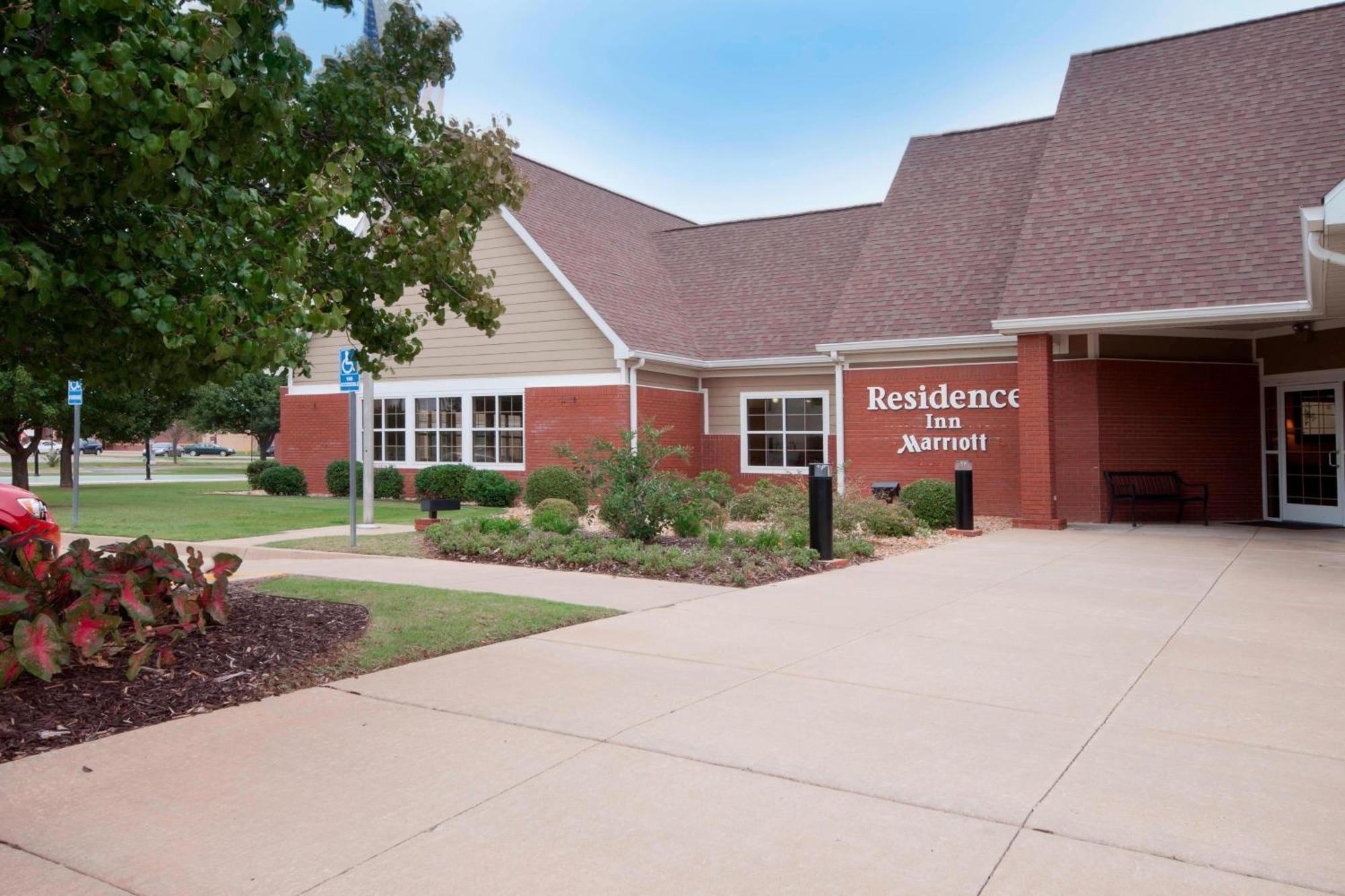 Residence Inn By Marriott Tulsa South Екстериор снимка